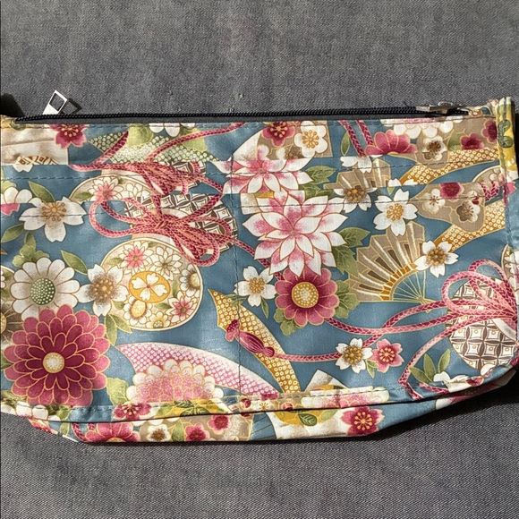 Floral Women's Bag - Picture 2 of 3
